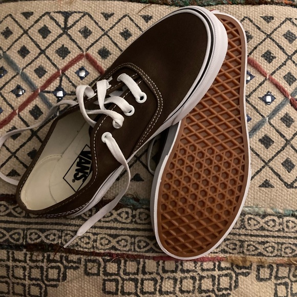 Vans women’s 7.5 - Picture 2 of 4